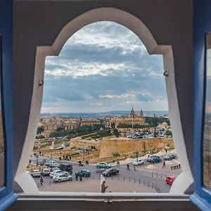 *** Отель Castille Мальта